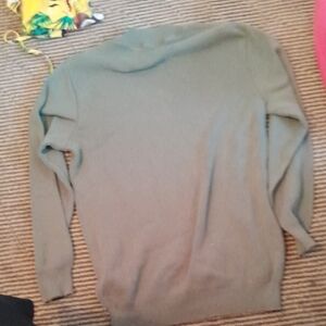 Men's Gray Sweater